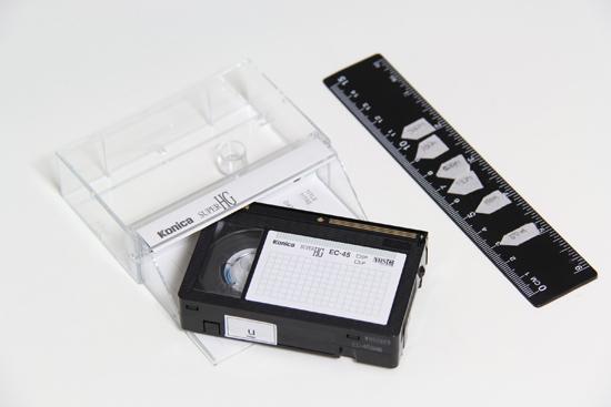Compact VHS видеокассета